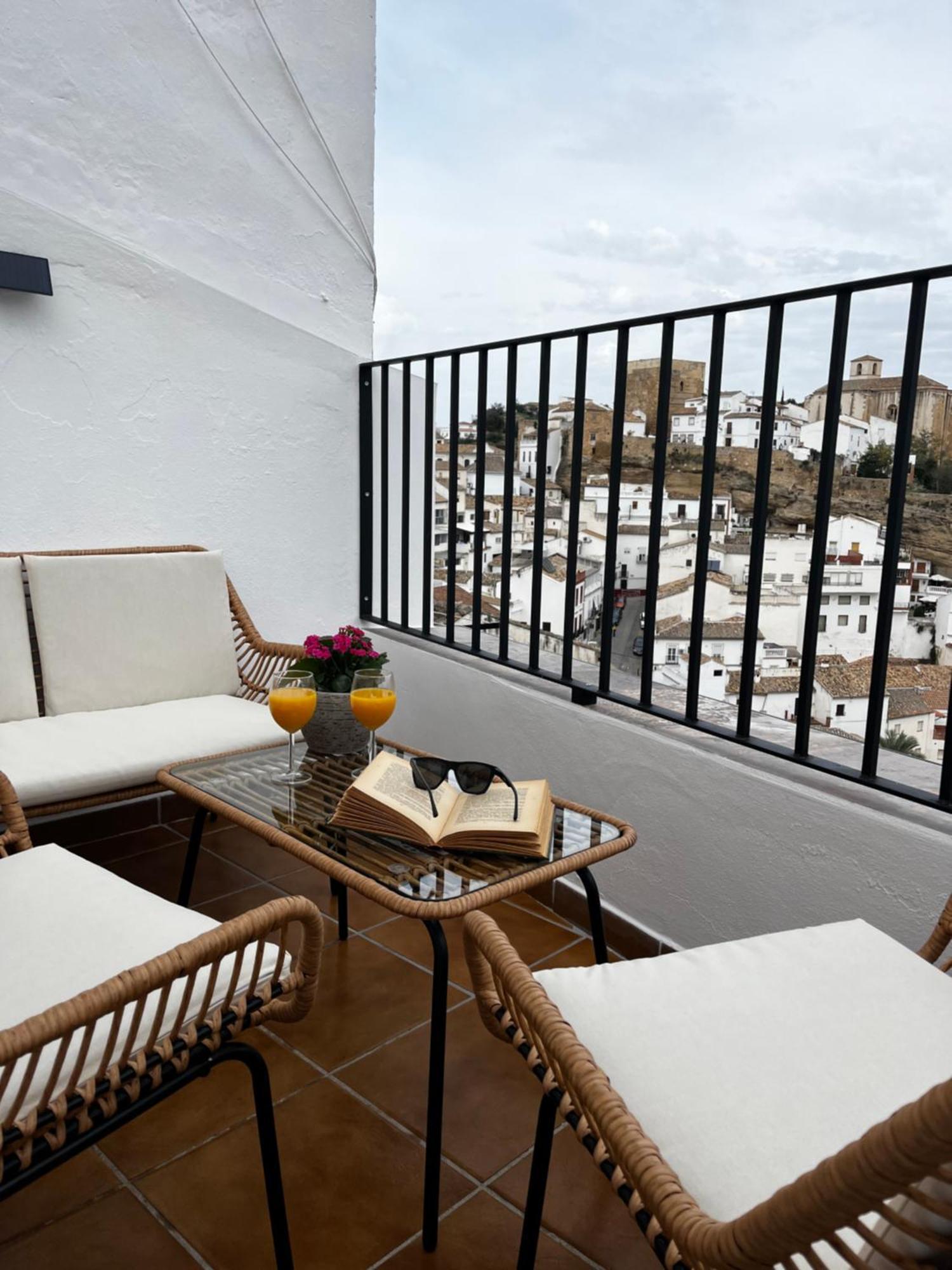 Casa Rural Abril Setenil De Las Bodegas Eksteriør billede
